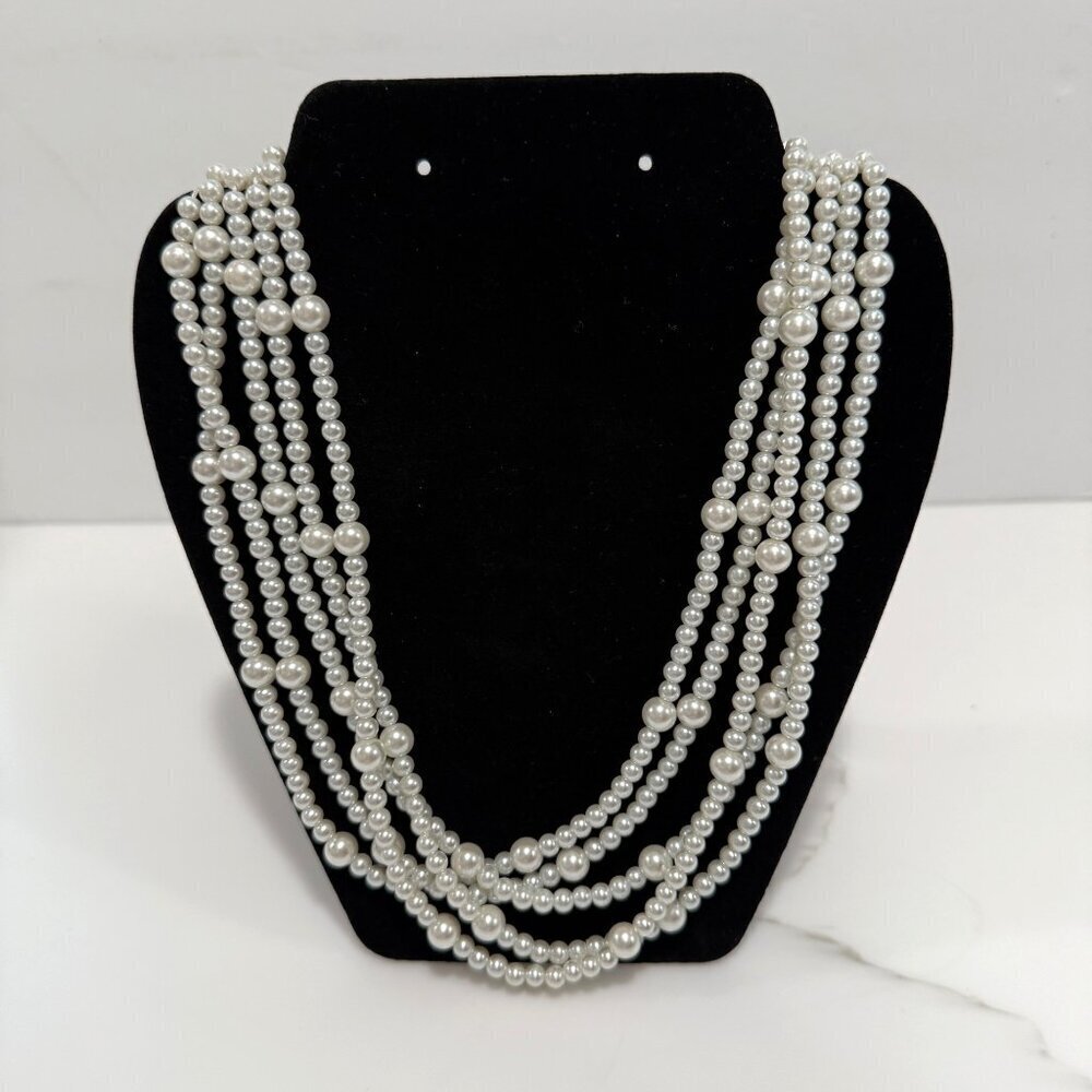 VTG Vera Wang 5 Strand Faux White‎ Pearl Necklace Preppy Classic Event Wedding